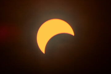 Total Solar Eclipse Crescendo in Spiceland Sky