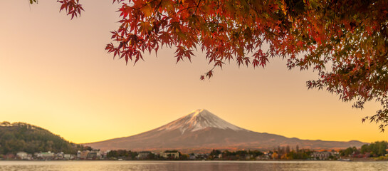 Mount Fuji view at Lake Kawaguchi in Autumn season. Mt Fujisan in Fujikawaguchiko, Yamanashi,...