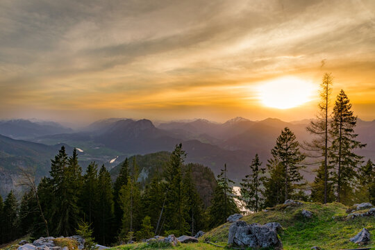 Sunset Over Ebbs: Stunning Alpine View with Majestic Mountains and Lush Forests (Kaiser Mountains, Austria)