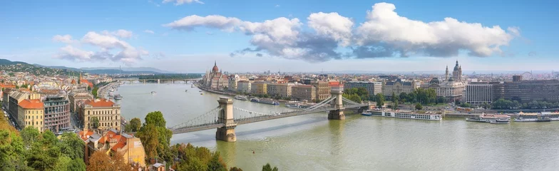 Printed roller blinds Széchenyi Chain Bridge Astonishing cityscape of Budapest  with  Széchenyi Chain bridge over Danube river and Hungarian Parliament.