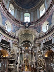 interior of the basilica of saint peter - obrazy, fototapety, plakaty