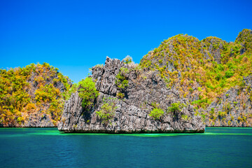 Fototapeta na wymiar Blue lagoon, Coron island bay, Palawan