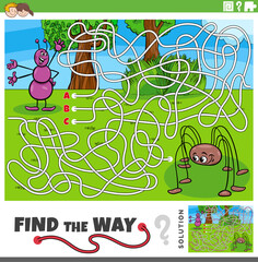 maze game with cartoon ant and spider characters