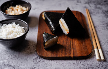 Yaki onigiri, Japanese triangular rice balls stuffed with tuna and spice sauce - 787467265