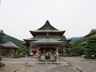 Naklejka premium 山梨県甲府市にある甲斐善光寺