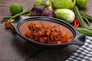 Indian cuisine - spicy chicken vindaloo
