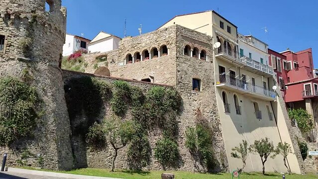 Termoli - Panoramica del borgo da Via Aubry