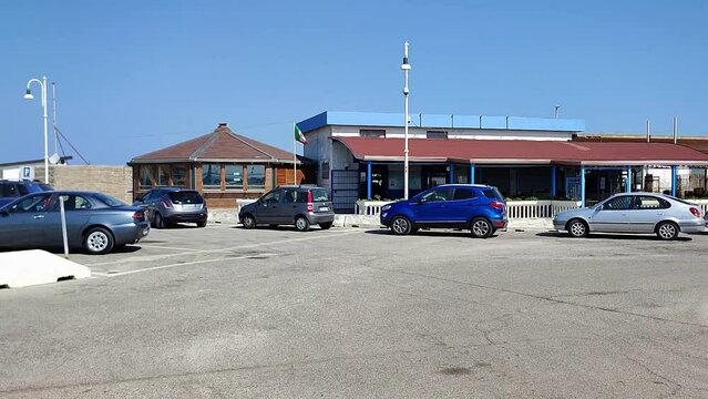 Termoli - Panoramica del molo per l'imbarco per le Isole Tremiti