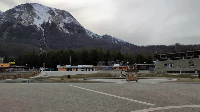 Campitello Matese - Panorama dalla piazza centrale