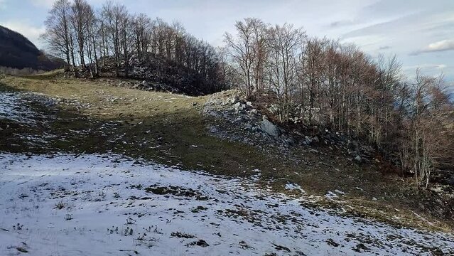 Campitello Matese - Scorcio della piana dalla pista Del Caprio