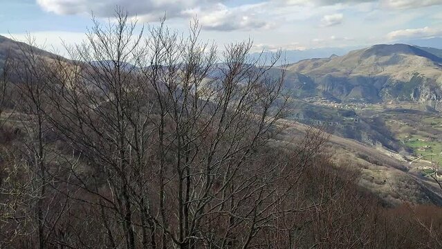 Campitello Matese - Scorcio panoramico dalla strada provinciale
