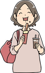 食べ歩きをする女性