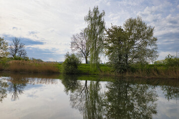 Blick auf die Bundeswasserstraße Elster Saale Kanal an der Ochsenwegbrücke bei Dölzig, Leipzig,...