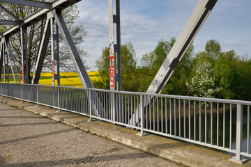 Brücke, Ochsenwegbrücke über die Bundeswasserstraße Elster Saale Kanal bei Dölzig, Leipzig,...