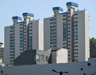 Apartments in Seoul, South Korea - obrazy, fototapety, plakaty