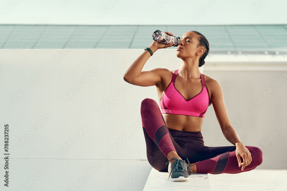 Poster Hydration, fitness and sports woman drinking water for cardio workout, training or running outdoor. Exercise, athlete and female person with bottle for wellness, recovery or thirsty in urban town