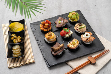 Jewelry, kimbap, chicken leg, boneless, cream, rice cake, pasta, ros&eacute;, paella, truffle, Sichuan, jajang, tteokbokki