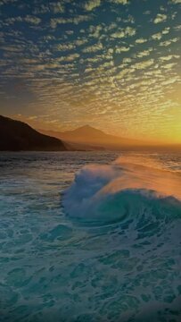 Vague couch&eacute; de soleil