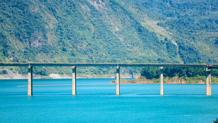 Aba Tibetan and Qiang Autonomous Prefecture-Scenery along the road