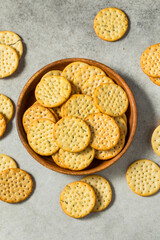 Assorted Round Whole Wheat Crackers