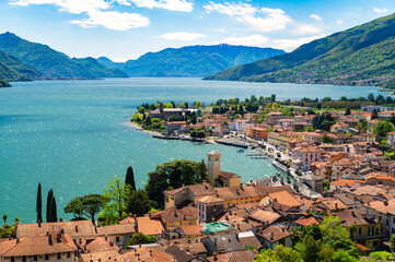 The town of Gravedona, on Lake Como, photographed on a summer day.
