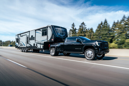 Seattle, WA, USA
April 18, 2024
GMC Sierra HD Denali