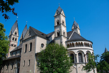 Fototapeta na wymiar The Basilica of Saint Kastor in Koblenz