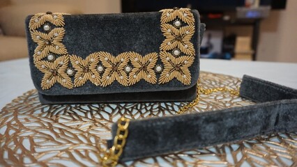 Golden Embroidery Sling beg 