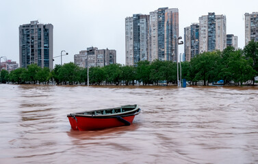 Großstadt Flut Überschwemmung Boot