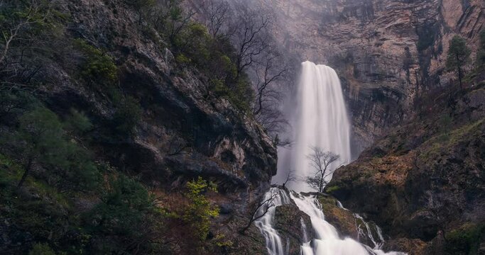 Timelapse Close up detail shot of beautiful waterfall and rocky mountain in Riopar, Albacete, Spain. Nacimiento del Rio Mundo reventon source river