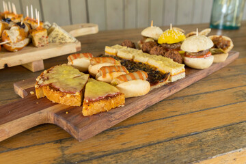 Plateau ap&eacute;ritifs