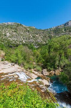 Cascades de la Vis, dans le hameau de Navacelles, cirque de Navacelles, H&eacute;rault, France