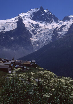 la meije in chazelet in haute alpes