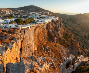 Küstenlinie von Folegandros, Kykladeninsel, Griechenland