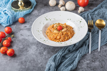 pasta with tomato sauce