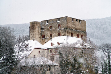 Schloss Angenstein, Aesch, Aesch BL, Aesch bi Gott, Schweiz, Baselland, Baselbiet, H18, Birseck, Winter, Schnee