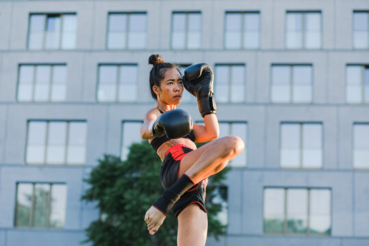 Urban Muay Thai Woman's Right Left Knee Strike