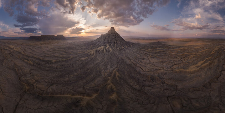 Badlands and desert formations