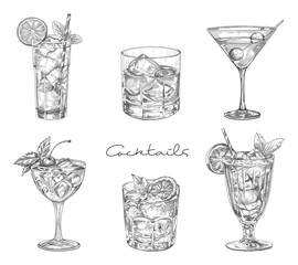 Hand drawn cocktail. Alcoholic drinks in glasses. Sketch juice, margarita martini. Cocktail with rum, gin whiskey vector set. - obrazy, fototapety, plakaty