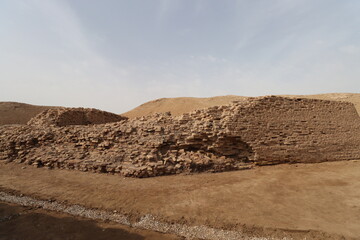 Antiquities of lagash in Iraq and Ancient ruins with cloudy sky 4000 years ago . old wall