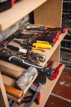 Carpentry tools