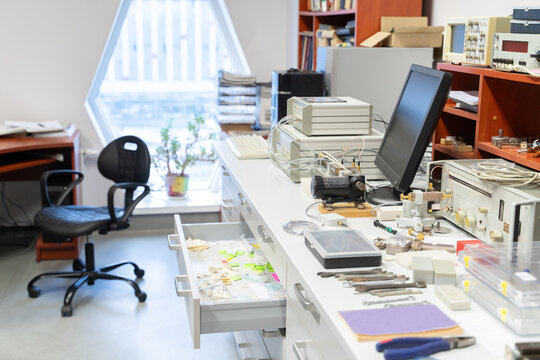 Workspace At Lab Of Electronic Processes