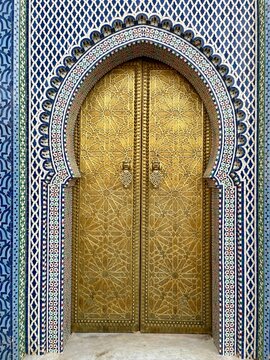 Ornate doorway into the medina, Fes, Morocco