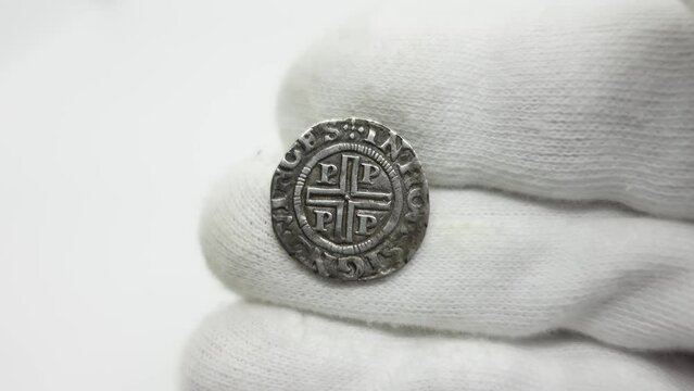 Portuguese silver coin from the reign of D. Jo&atilde;o IV. Meio Tost&atilde;o minted in Porto, 17th century