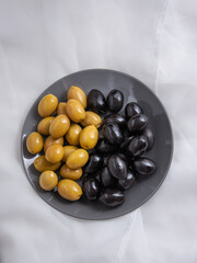 olives in a bowl