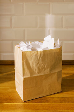  receipts in the paper pack