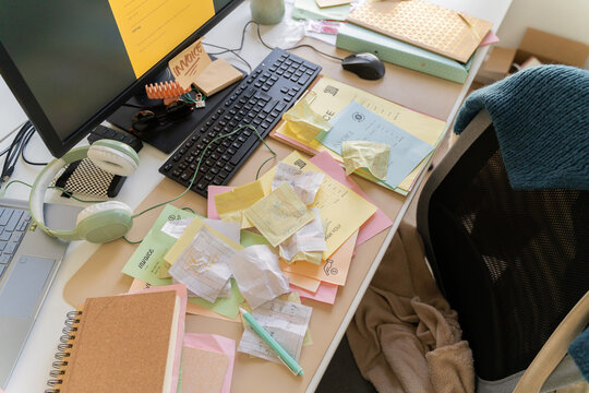 Business receipt at office