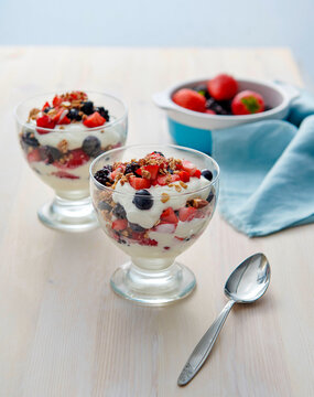 Yogurt and berry parfait