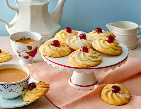 Viennese whirls.