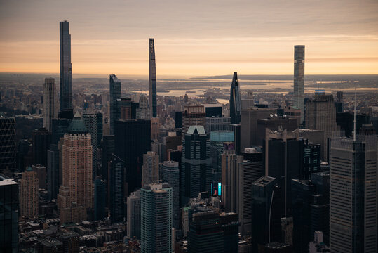 Dusk Over Manhattan's Skyscrapers